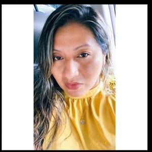 Meet your Posher, Mayra